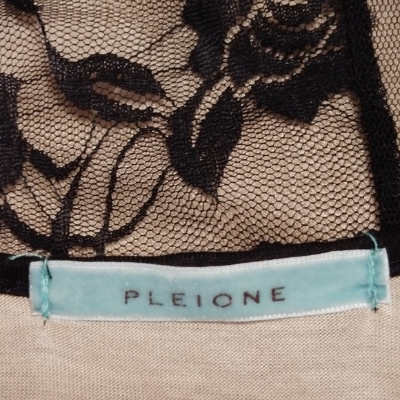 Sold - Picture 3 of 3